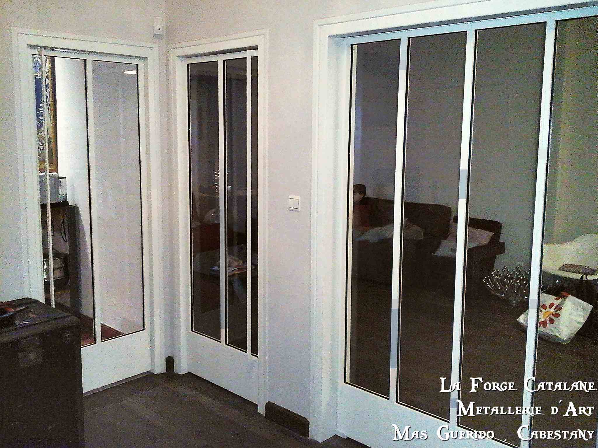 Ensemble verriere ouvrant et coulissante thermolaqué fer forge catalane cabestany.jpg